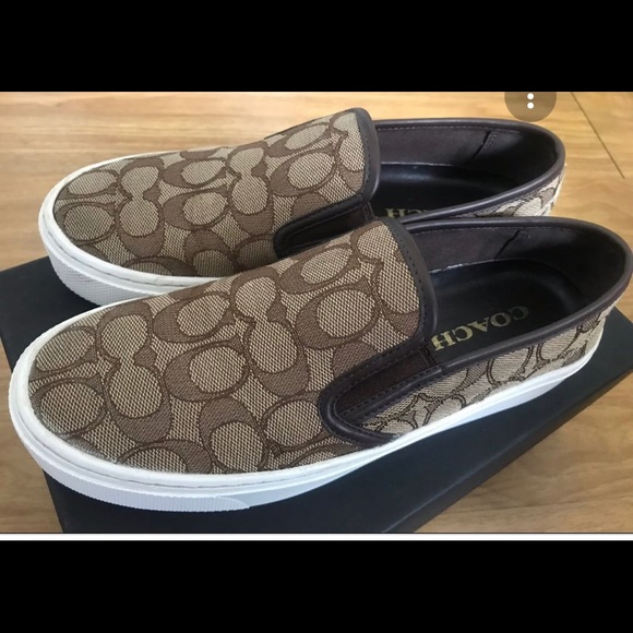 Signature Coach Slip on Sneaker - Picture 2 of 9